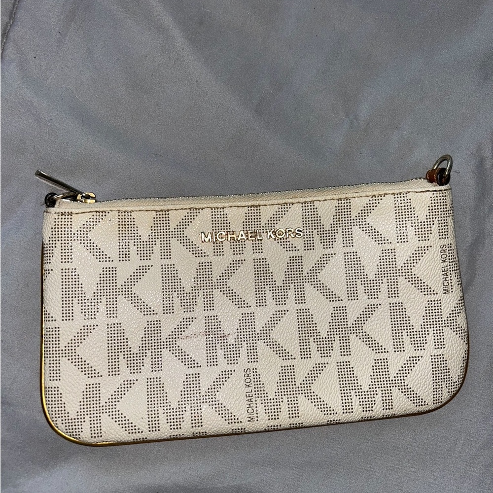 Michael Kors White Wristlet Bag